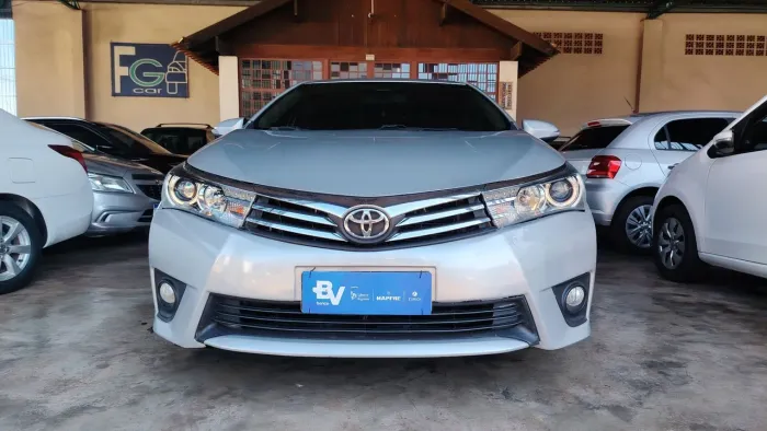 Toyota Corolla Altis 2.0 Flex 16V Aut. 2016