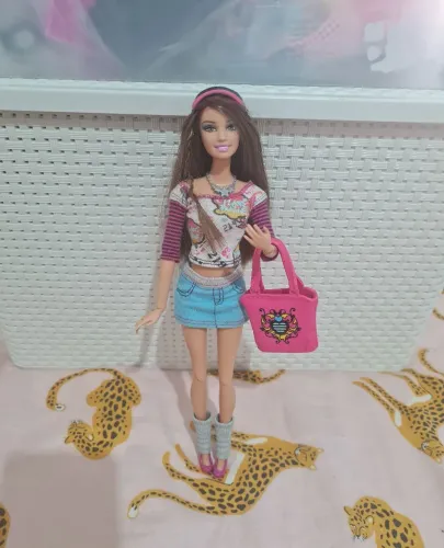 Barbie fashionistas Teresa bff