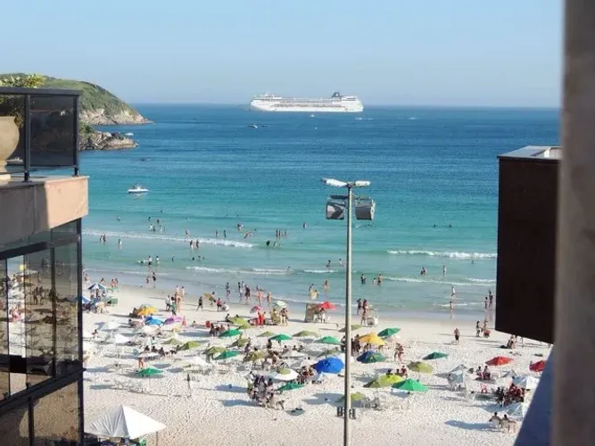 APARTAMENTO PRAIA DO FORTE COM VISTA PRO MAR 3 SUITES