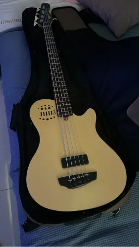 Baixo Godin A5 Ultra