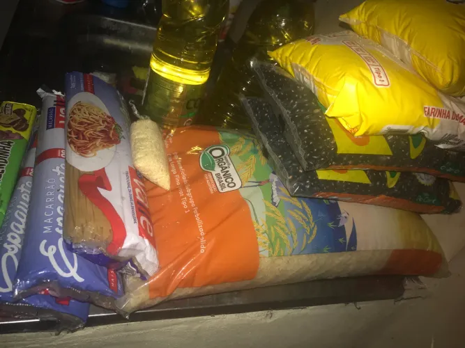 Vendo uma meia cesta 