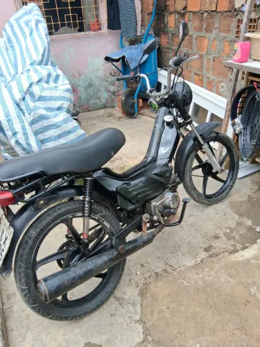 Vendo shineray xy50cc pega 75 km to vendendo pra sair ligeiro