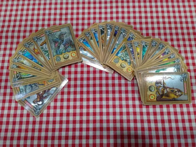 Mitomania Elma Chips Completo