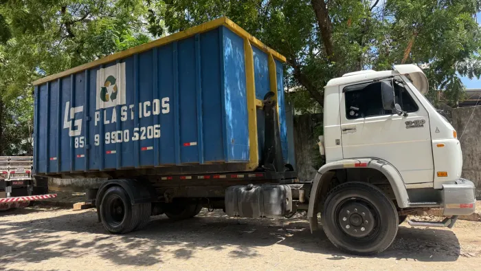 Caminhao roll-on roll-off