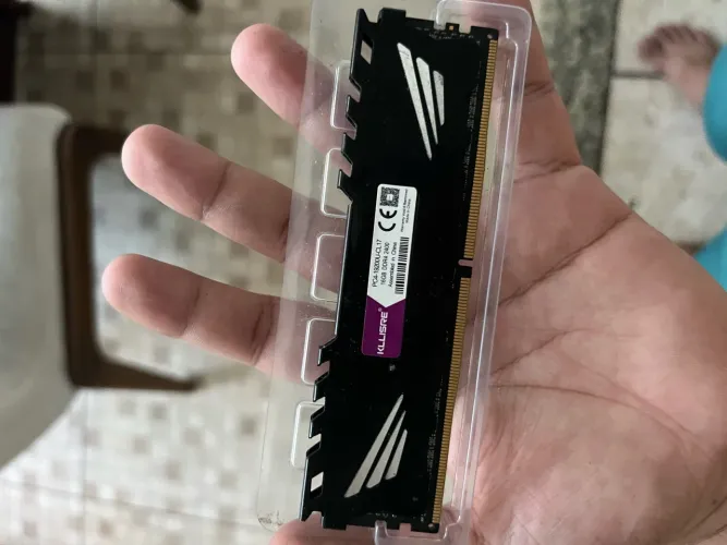 Memória RAM 16GB DDR4