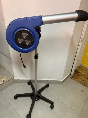 Secador de Pedestal 4 Temperaturas Kyklon Maestro Azul