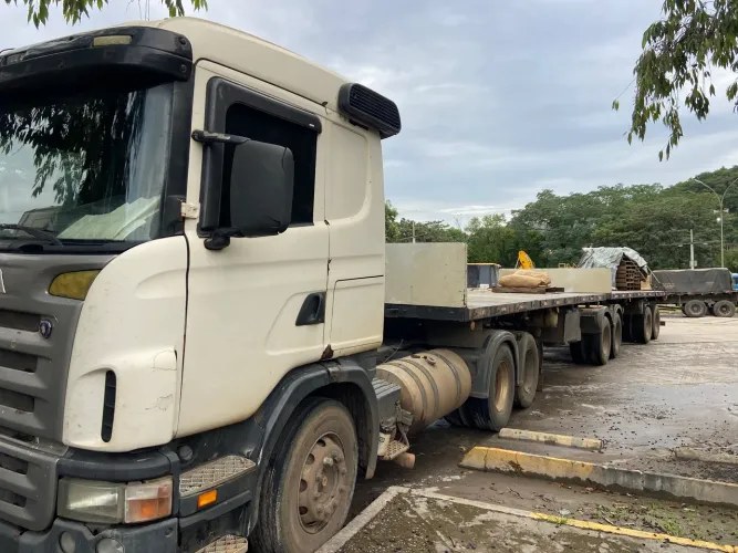 Caminhão scania g420 2009 e bitrem Rabdom 2007
