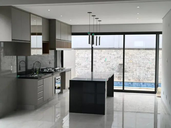 Excelente casa no Condominio Portal da Mata | Aqui na Imobiliária Rosa e Rangel