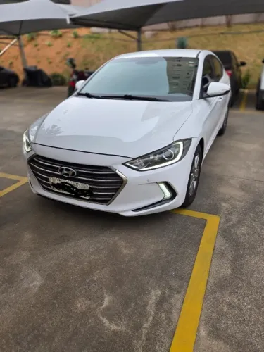 Hyundai Elantra Special Edit. 2.0 16V Flex Aut. 2017