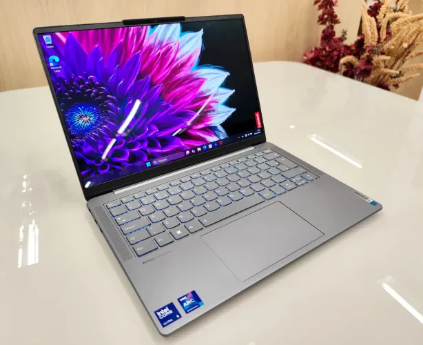 NOTEBOOK L YOGA ULTRA 5 / BIOMET/ TELA IPS400NITS/ 512GB