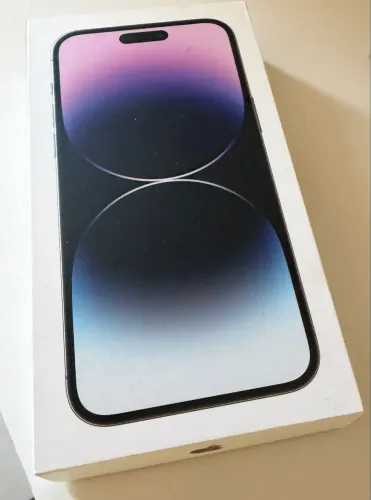 Caixa de iPhone 14 Pro Max