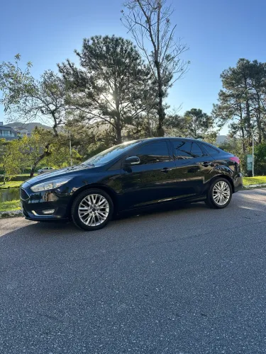 Ford Focus Fastback Se/se Plus 2.0 Flex Aut. 2017