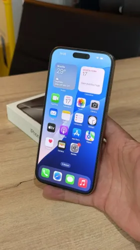 iPhone 16 Pro Max 512GB - Com nota fiscal iPlace! Leia o anuncio! Com 90 dias de garantia!