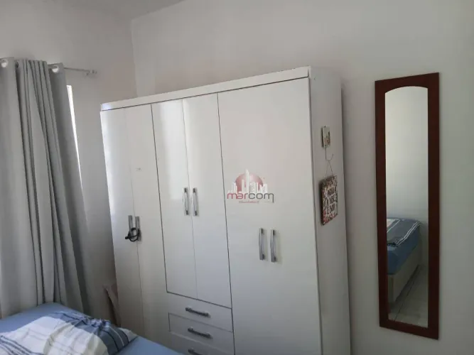 ?? Aluguel Anual | 2 Dormitórios Mobiliado | Centro de Balneário Camboriú | R$ 3.400