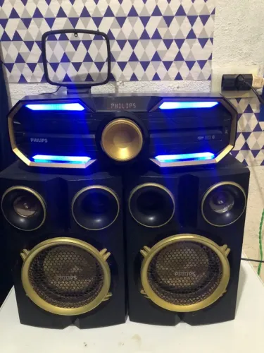 Som Philips
