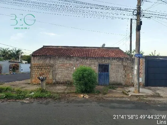 Casa com 2 dormitórios à venda, 128 m² por R$ 118.189,96 - Jardim Bom Viver IV - Lins/SP