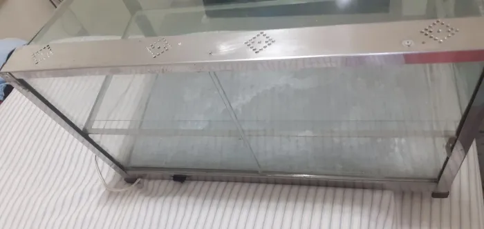 Vendo estufa para salgadinhos em bom estado de conservação 250 reais.