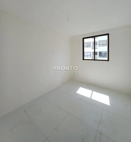 Apartamento com 3 quartos em Imbiribeira