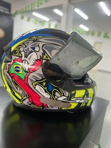 Capacete ls2