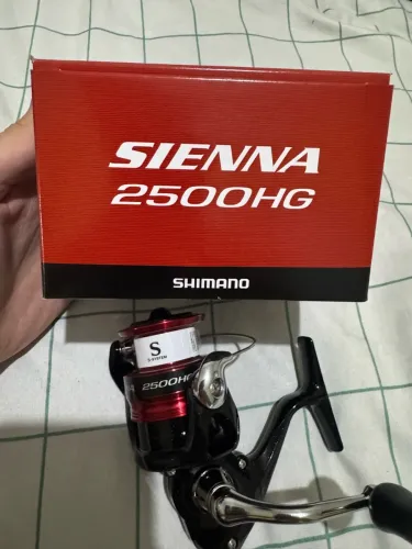 VENDO MOLINETE SHIMANO SIENNA 2500HG - NOVO!