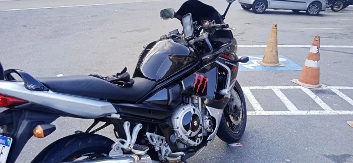Vendo ou troco por Nc 750