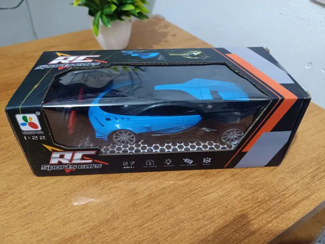 Carrinho de Controle Remoto Esportivo 1:22 - Super Car Azul | 27MHz