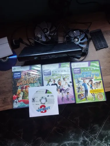 Kinect com 4 jogos originais