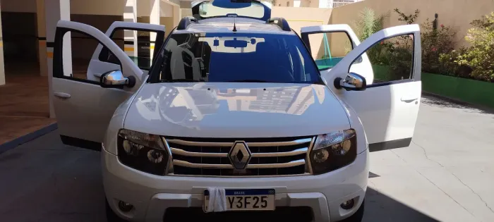 Renault Duster Dynamique 2.0 Hi-flex 16V Aut. 2014