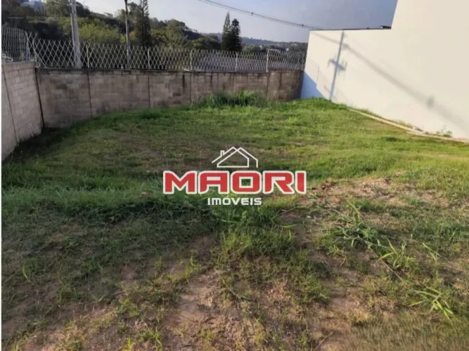 Terreno à venda no Condomínio Mont Alcino em Valinhos