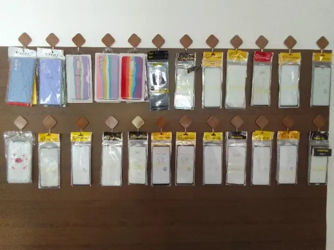 Vendo películas e capinhas de celular acessório para asistencia técnica de celular