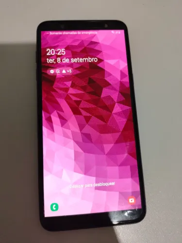 Samsung J8 excelente estado