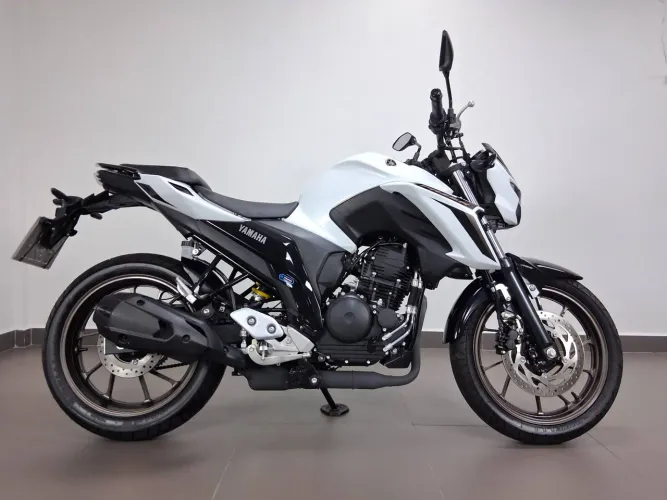 YAMAHA FZ25 FAZER CONNECTED ABS