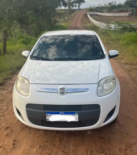 Fiat Palio Attractive 1.0 EVO Fire Flex 8V 5P 2013