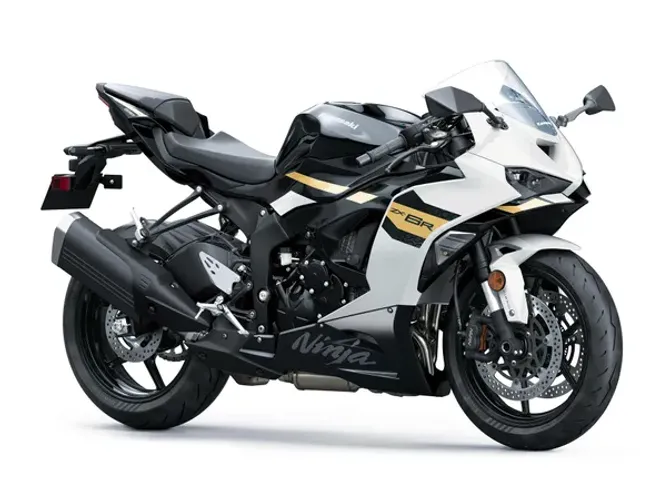KAWASAKI NINJA ZX-6R BRANCA 2026 - ESPORTIVIDADE, POTÊNCIA E ALTO DESEMPENHO