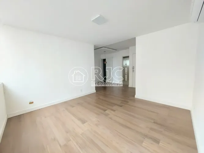 Imóvel para venda tem 76 metros quadrados com 2 quartos em Vila Isabel - Rio de Janeiro - 