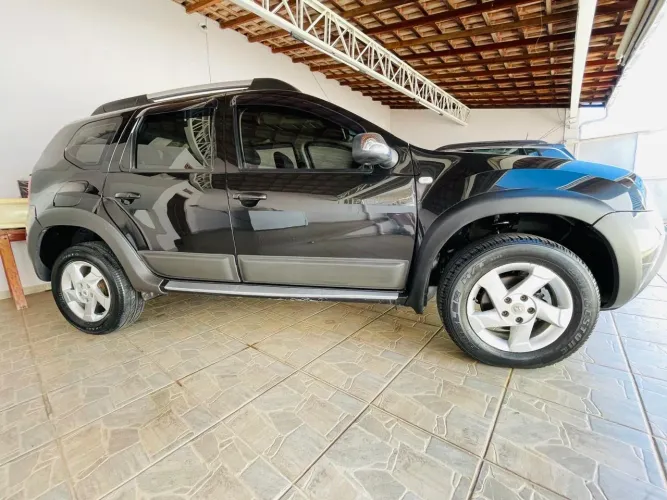 Renault Duster Dynamique 2.0 Hi-flex 16V Aut. 2013