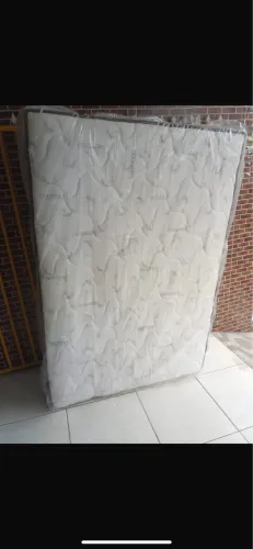 Cama de casal apenas 480