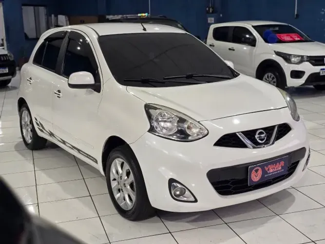 Nissan March SV 1.0 12V Flex 5P 2016
