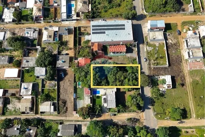 À venda terreno murado de 800 m² na Rua 15 na Vila Verde em Armação dos Búzios