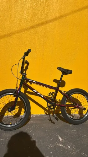 Bicicleta BMX