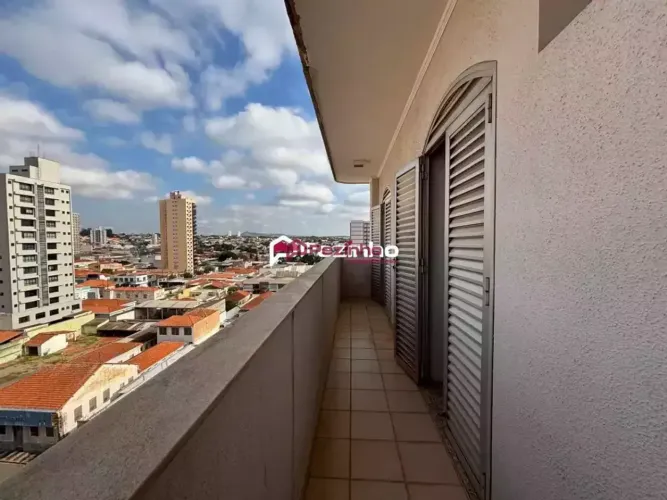 Apartamento à venda em Limeira, Centro, com 2 suítes, com 274 m², Edifício Arthur Salibe