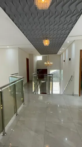 Alphaville Mirante- 350m², 4 Suítes, 4 Vagas, Varanda, Energia solar. -Próximo ao shopping