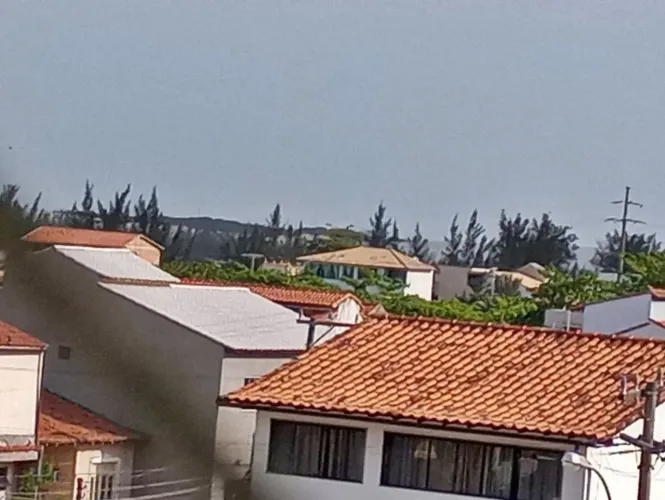 Braga/Cabo Frio-Excelente 4 qtos, sol manhã,mobiliado, 2 quadras da praia, com RGI. 120m2.