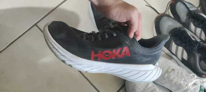 Tênis Hoka One Carbon X2 