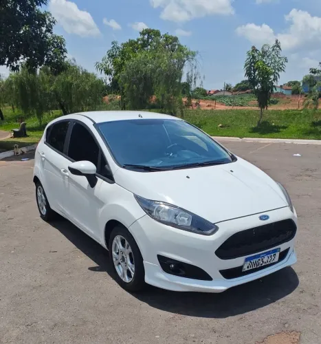 Ford Fiesta 1.5 16V Flex Mec. 5P 2014