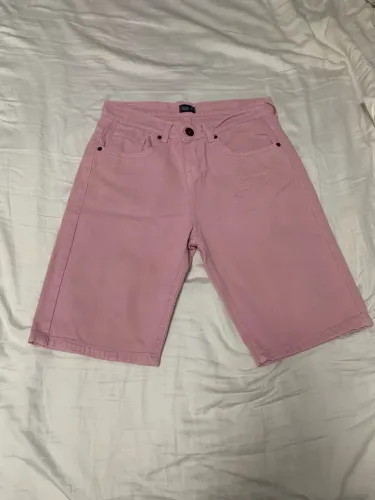 Vendo linda Bermuda Masculina