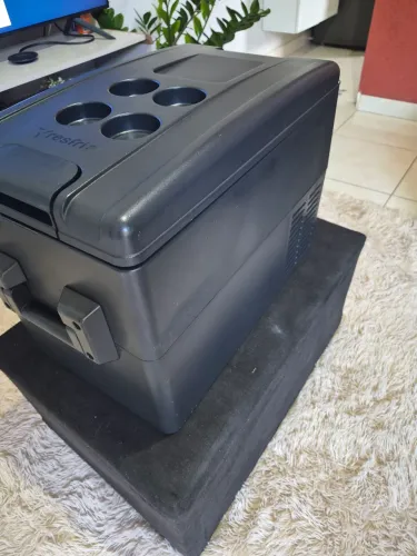 Geladeira resfriar black 31L com Bluetooth 