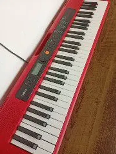 Vendo um teclado cassio