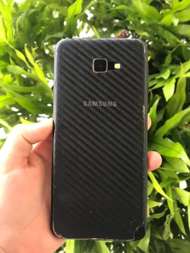 Vendo Celular Samsung J4 Core