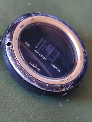 Suunto Core - Peças ou conserto - Barometro Bussola